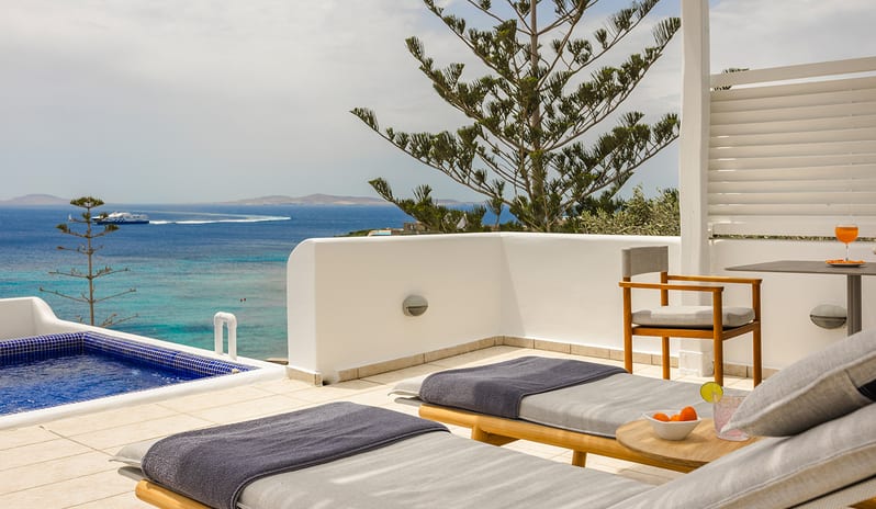 Mykonos Suite Plunge pool